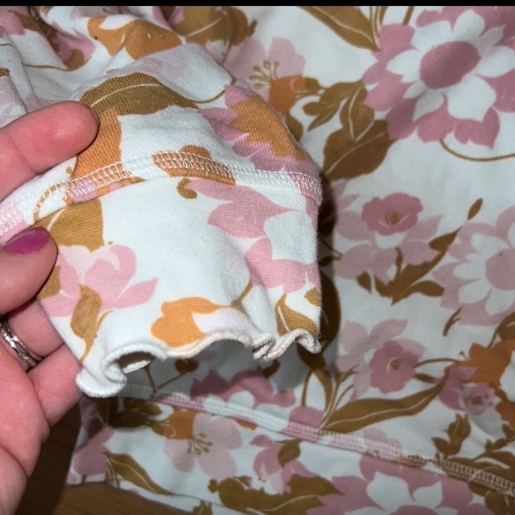 Paige Hooded Sweatshirt So Cute SZ LARGE - Picture 2 of 4